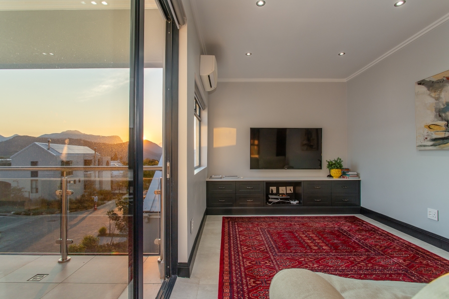 4 Bedroom Property for Sale in Franschhoek Western Cape